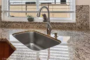 14837 Melbourne, Hesperia, CA 92345 - Photo 20