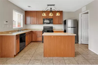 16572 Don Quijote, Victorville, CA 92395 - Photo 12