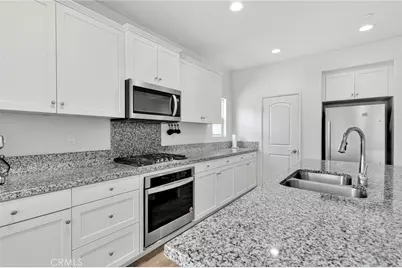 10760 Morgan Court, Hesperia, CA 92345 - Photo 8