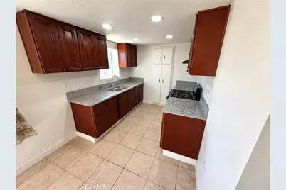 1011 Manzanita, Barstow, CA 92311 - Photo 8