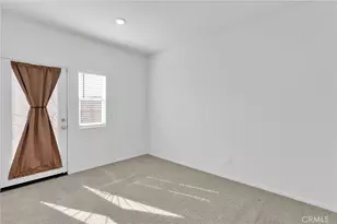 13028 Sierra Madre Ct, Victorville, CA 92394 - Photo 16