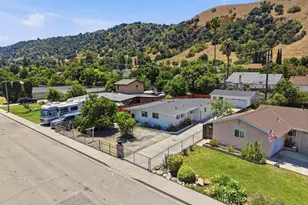 1964 Wright St, Pomona, CA 91766 - Photo 4