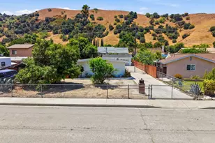 1964 Wright St, Pomona, CA 91766 - Photo 2