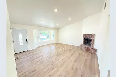 15807 Sitting Bull, Victorville, CA 92395 - Photo 8