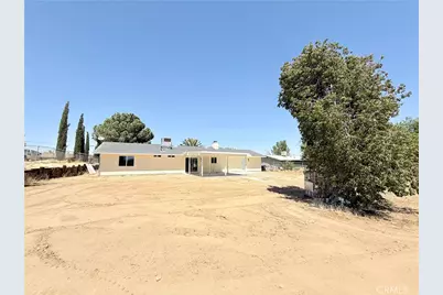 15807 Sitting Bull, Victorville, CA 92395 - Photo 24