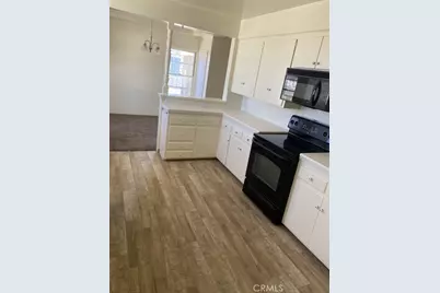 137 W Fredricks, Barstow, CA 92311 - Photo 6