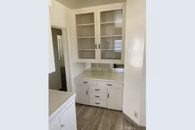 137 W Fredricks, Barstow, CA 92311 - Photo 4