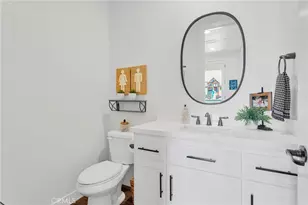 8421 Macron, Oak Hills, CA 92344 - Photo 28