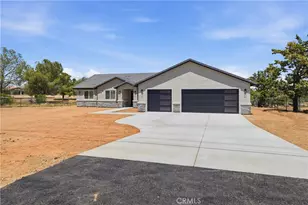 18090 Hinton St, Hesperia, CA 92345 - Photo 2