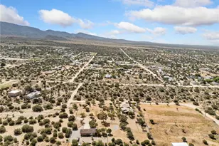 984 Pinon Rd, Pinon Hills, CA 92372 - Photo 62