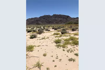 44325 Temescal St, Newberry Springs, CA 92365 - Photo 2