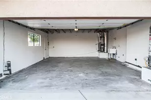 6736 Summit Valley, Hesperia, CA 92345 - Photo 18