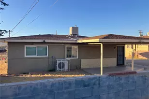 616 E White St, Barstow, CA 92311 - Photo 1
