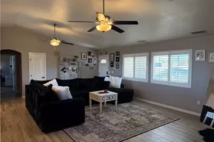 5824 White Fox Trail, Phelan, CA 92371 - Photo 4