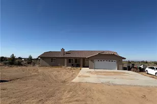 5824 White Fox Trail, Phelan, CA 92371 - Photo 2