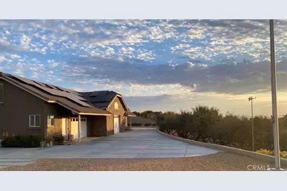 7031 Joshua, Oak Hills, CA 92344 - Photo 10