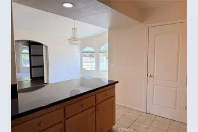 20158 Yucca Loma Road, Apple Valley, CA 92307 - Photo 18