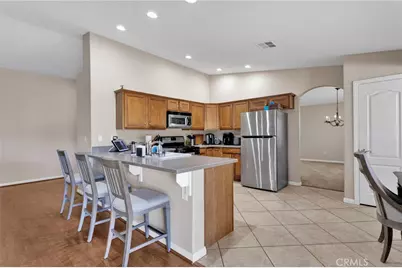 17594 Bangor, Hesperia, CA 92345 - Photo 8