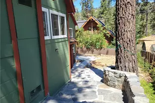 1116 Lark Rd, Wrightwood, CA 92397 - Photo 10