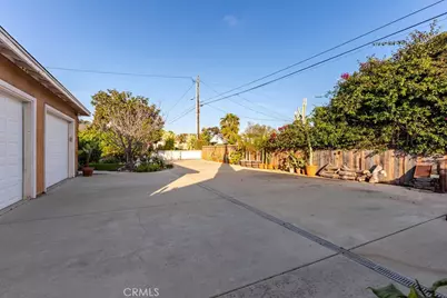 1121 Vista Way, Oceanside, CA 92054 - Photo 36