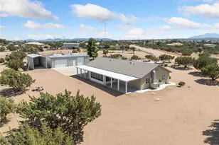 9223 Macron St, Oak Hills, CA 92344 - Photo 40