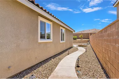 13039 Eastwind Way, Victorville, CA 92392 - Photo 56