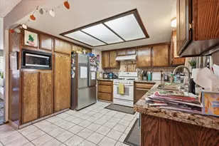 18126 Fairburn, Hesperia, CA 92345 - Photo 14