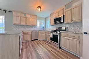 10575 Teakwood Way, Adelanto, CA 92301 - Photo 14