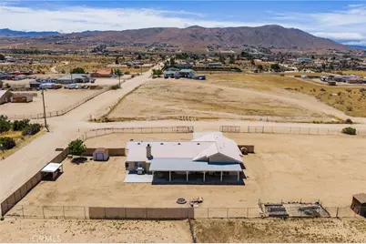 22772 Lancelet, Apple Valley, CA 92308 - Photo 54