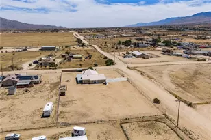 22772 Lancelet, Apple Valley, CA 92308 - Photo 56