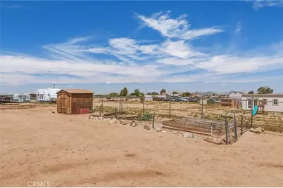 22772 Lancelet, Apple Valley, CA 92308 - Photo 46