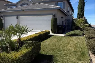 15082 Quicksilver Dr, Victorville, CA 92394 - Photo 2