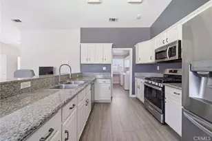 14083 Pawnee Rd, Apple Valley, CA 92307 - Photo 10