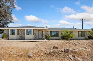 9975 Desert View Rd, Pinon Hills, CA 92372 - Photo 32