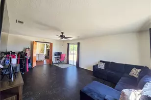9995 Smoke Tree, Hesperia, CA 92344 - Photo 24
