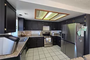 9995 Smoke Tree, Hesperia, CA 92344 - Photo 54