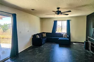 9995 Smoke Tree, Hesperia, CA 92344 - Photo 38