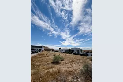 16083 Kamana, Apple Valley, CA 92307 - Photo 4