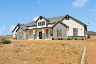 16979 Nanticoke, Apple Valley, CA 92307 - Photo 2