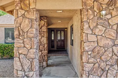 14805 Greenbriar Road, Helendale, CA 92342 - Photo 12