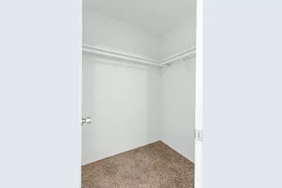 16670 Sholic Street, Victorville, CA 92395 - Photo 32