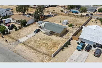 16670 Sholic Street, Victorville, CA 92395 - Photo 36