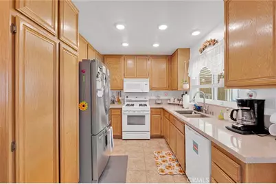 15231 Rose, Adelanto, CA 92301 - Photo 14