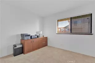 13685 Hidden Valley Rd, Victorville, CA 92395 - Photo 40