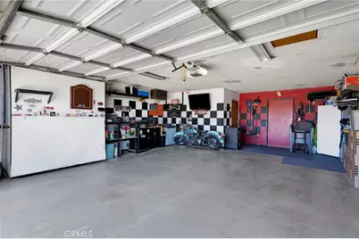 9872 Aster, Oak Hills, CA 92344 - Photo 40