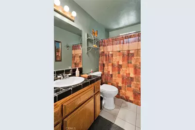 9872 Aster, Oak Hills, CA 92344 - Photo 24