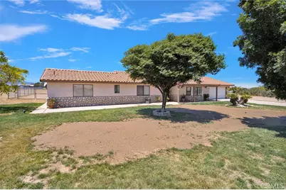 9872 Aster, Oak Hills, CA 92344 - Photo 4