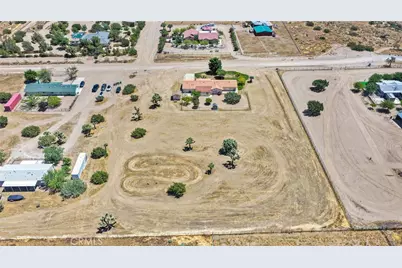 9872 Aster, Oak Hills, CA 92344 - Photo 48