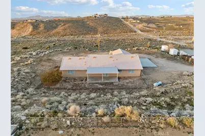 9230 Allegra Vista, Apple Valley, CA 92308 - Photo 10