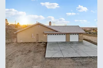 9230 Allegra Vista, Apple Valley, CA 92308 - Photo 12